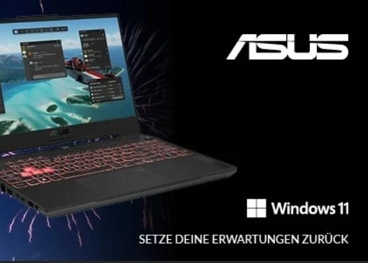 Eine offenbar mit AI übersetzte Werbung für einen Laptop mit Windows 11 und der Textzeile "SETZE DEINE ERWARTUNGEN ZURÜCK"