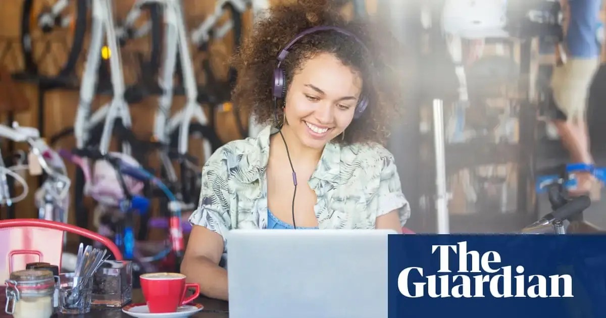 Internet use is associated with greater wellbeing, global study finds