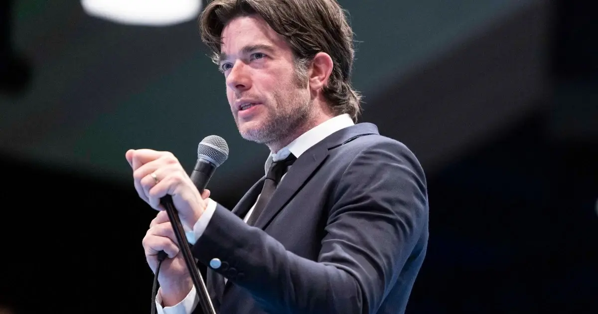 Comedian John Mulaney roasts SF techies at Dreamforce