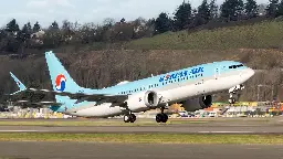 Korean Air Boeing 737 MAX 8 Descends 21,000 Feet With 13 Injured