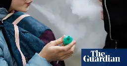 Vaping ‘to be banned outside schools and hospitals’ in England