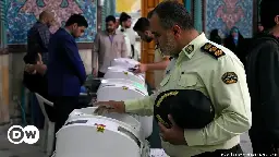 Iran's hardliners win parliamentary run-off vote – DW – 05/12/2024
